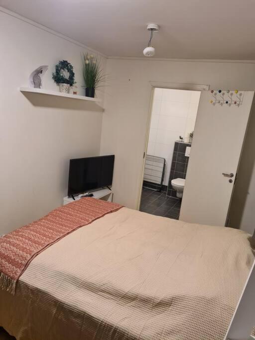 Small Studio Appartment Тромсьо Екстериор снимка